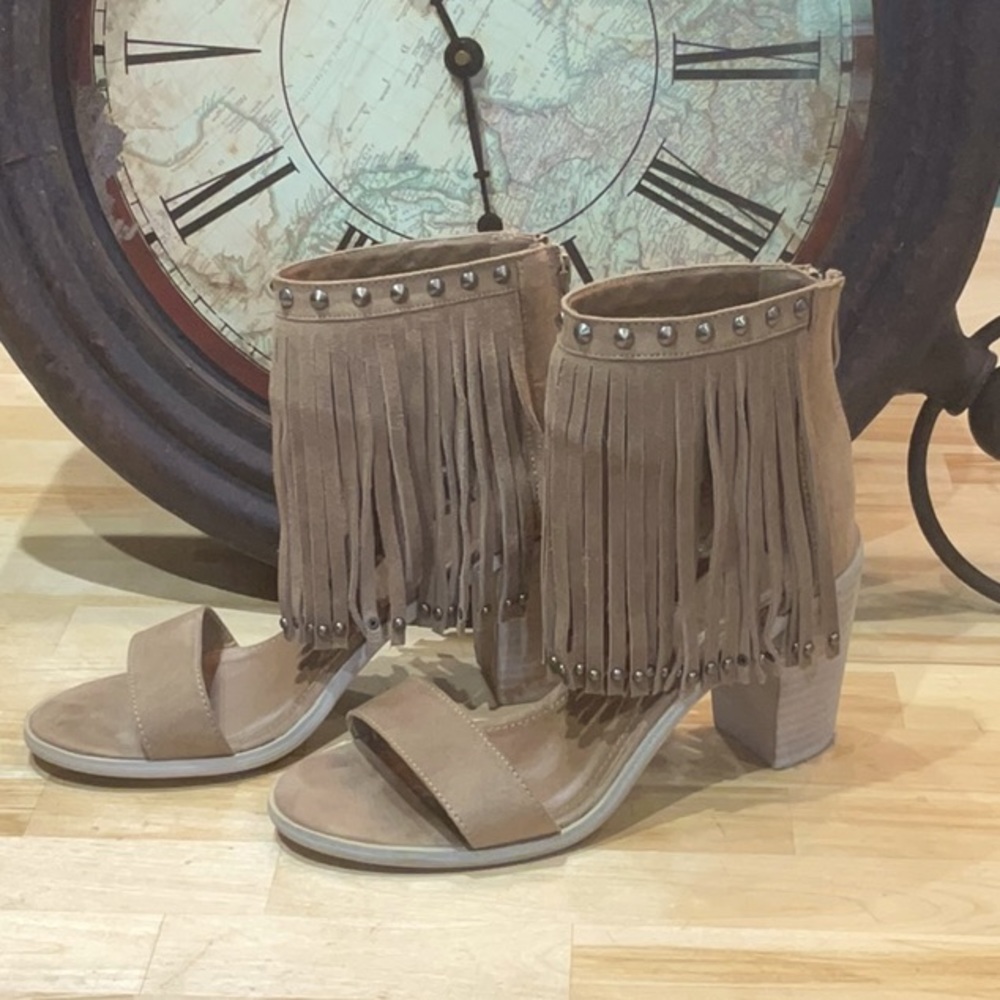 Very Volatile Lux Fringe Heel